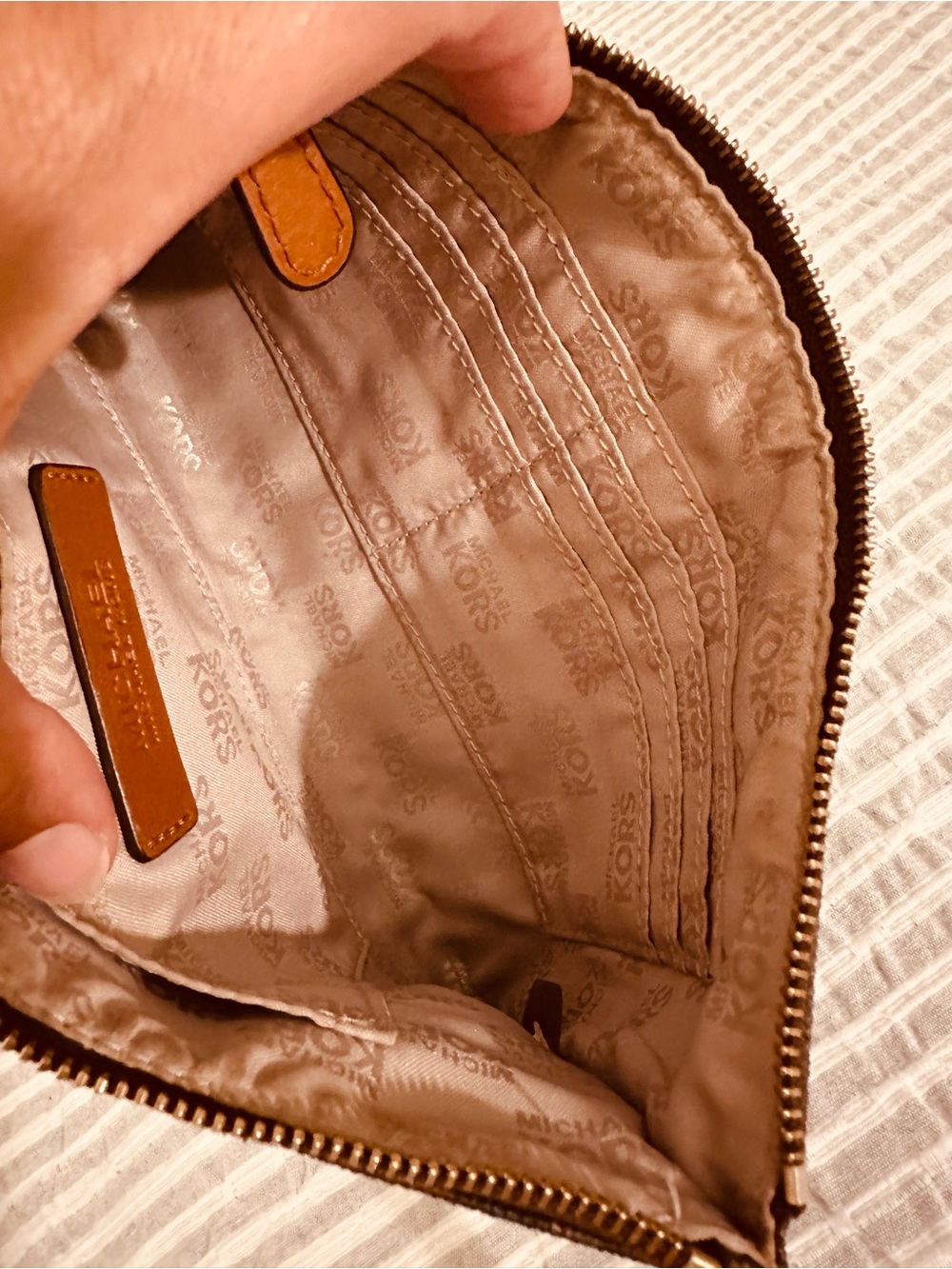 Michael Kors Brown Logo Wristlet Clutch - Picture 3 of 6